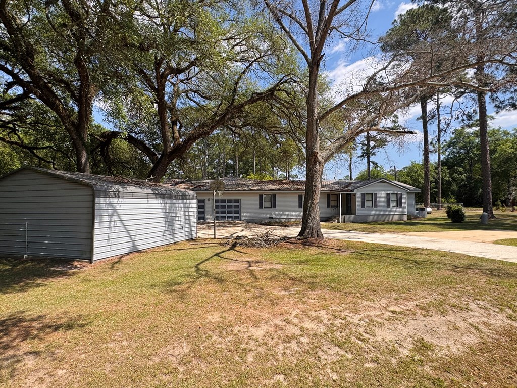 324 N County Line Rd