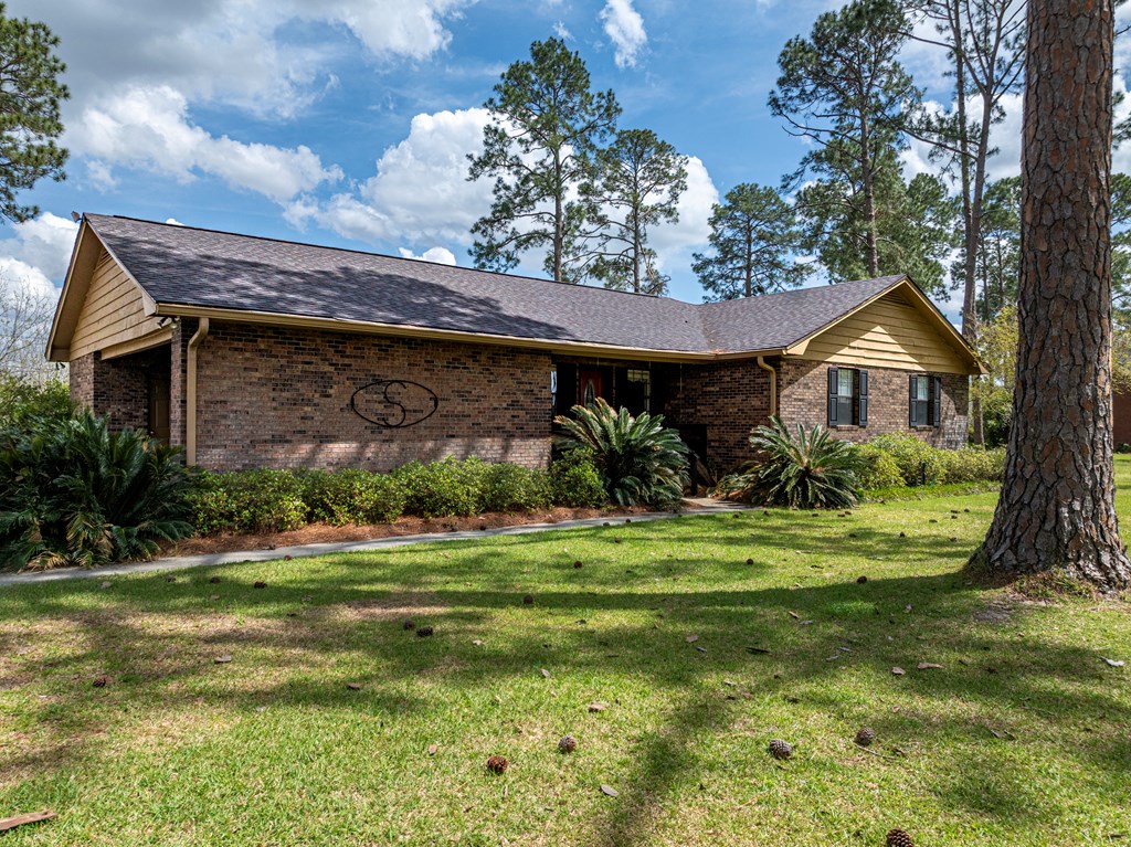111 Deerwood Circle