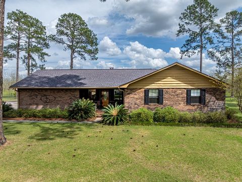 111 Deerwood Circle Fitzgerald GA 31750