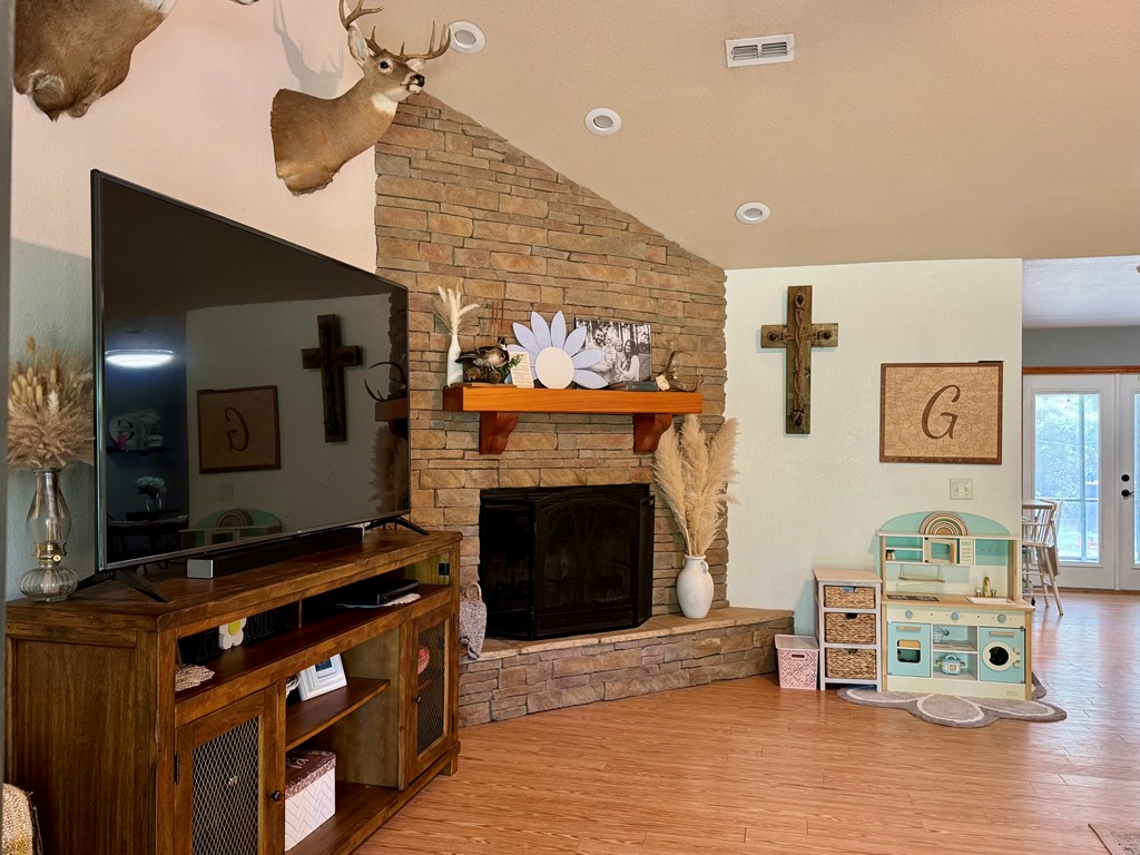 138 Eureka Church Rd