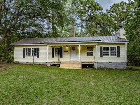 Photo of 164 Meadowood Drive, Sylvester, GA 31791 (MLS # 143001)