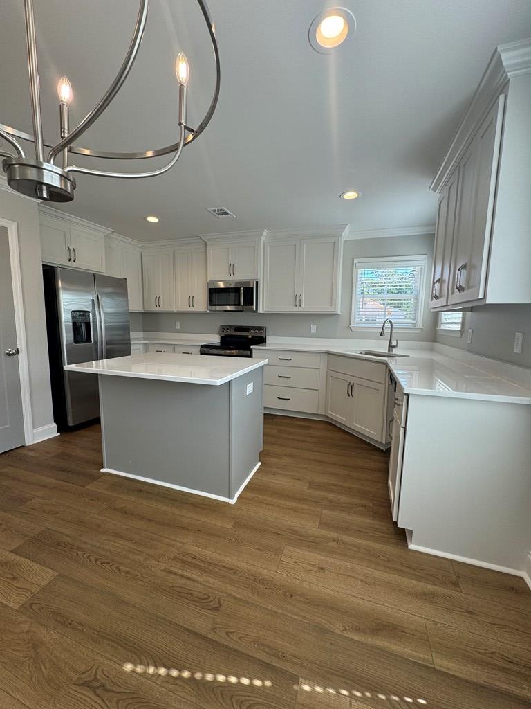 707 Osprey Circle