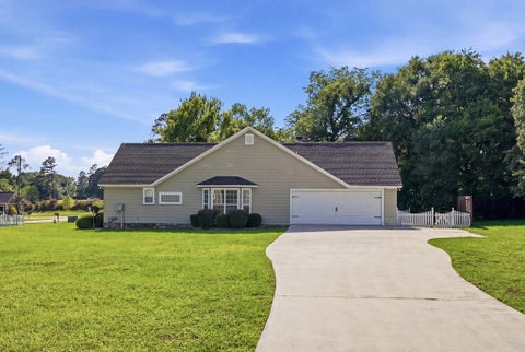 Tiny photo for 112 Manor Drive, Fitzgerald, GA 31750 (MLS # 142703)