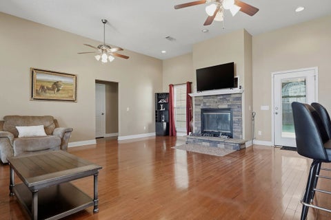 Tiny photo for 112 Manor Drive, Fitzgerald, GA 31750 (MLS # 142703)