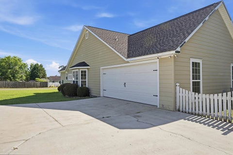 Tiny photo for 112 Manor Drive, Fitzgerald, GA 31750 (MLS # 142703)