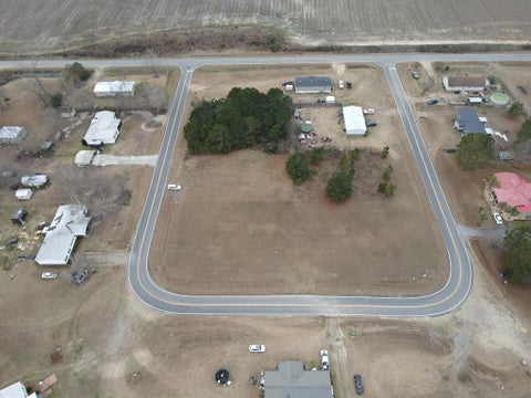 Tiny photo for 0 Greer Circle, Fitzgerald, GA 31750 (MLS # 141282)