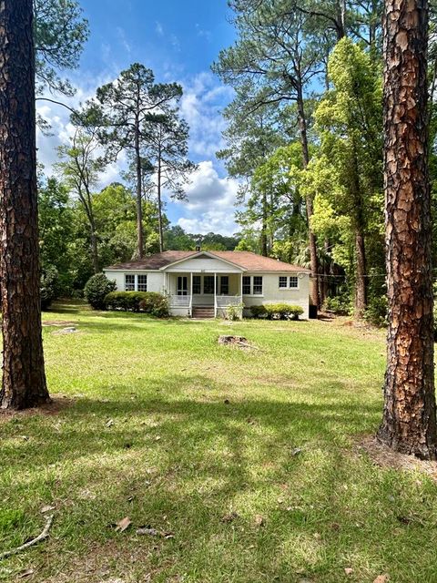 810 Davis Avenue Tifton GA 31794