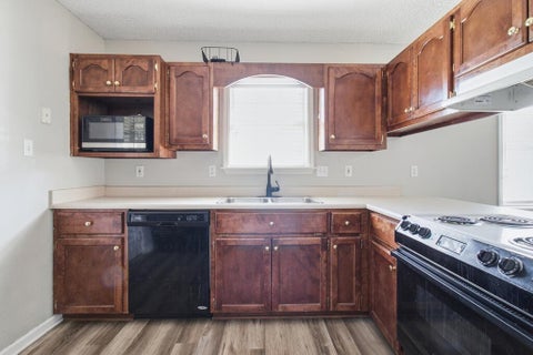Tiny photo for 4138 Sedgwyck Lane, Valdosta, GA 31605 (MLS # 143025)
