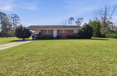 Photo of 601 Smith Avenue, Nashville, GA 31639 (MLS # 143122)