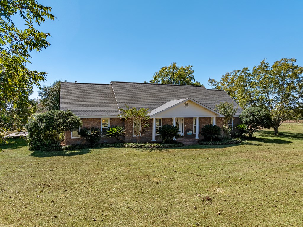 1024 Ten Mile Rd