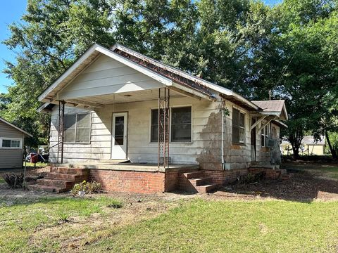 804 E 8th Street Tifton GA 31794