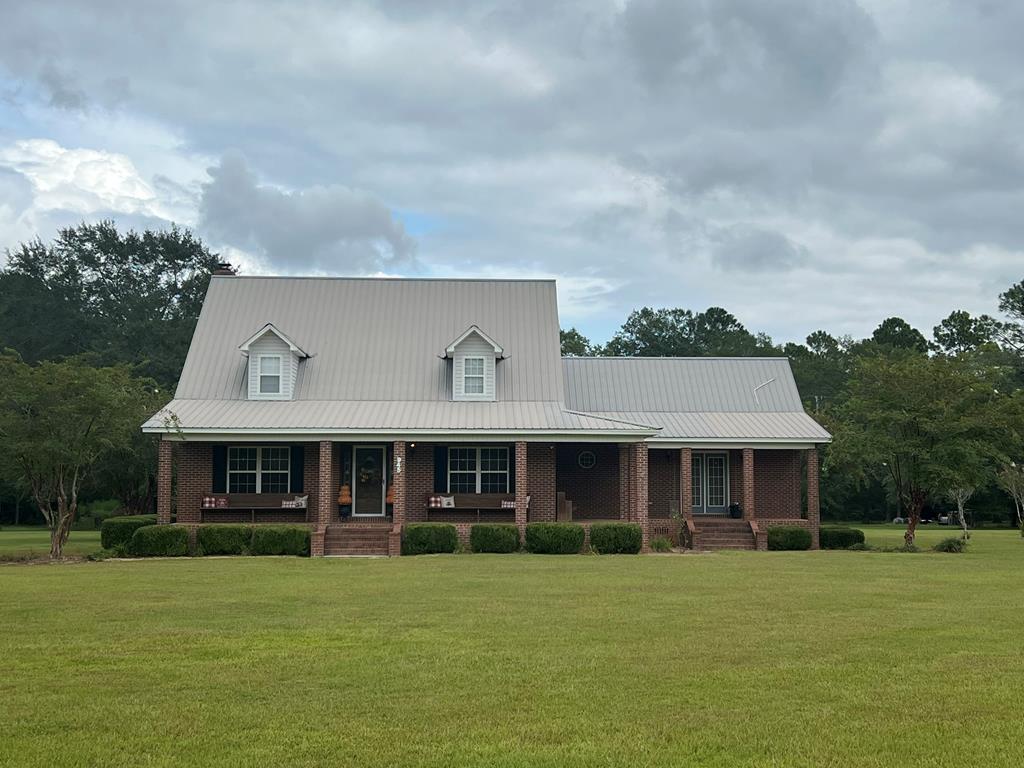 945 W B Parks Rd
