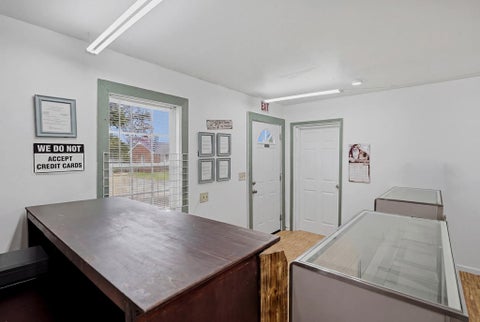 Tiny photo for 450 Stephens Street, Rochelle, GA 31079 (MLS # 142698)
