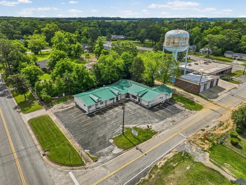 Tiny photo for 450 Stephens Street, Rochelle, GA 31079 (MLS # 142698)