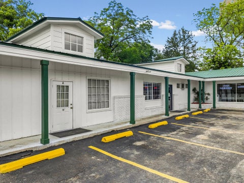 Tiny photo for 450 Stephens Street, Rochelle, GA 31079 (MLS # 142698)