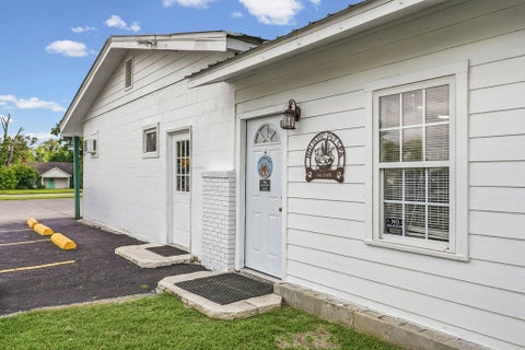 Tiny photo for 450 Stephens Street, Rochelle, GA 31079 (MLS # 142698)