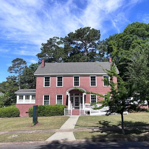Photo of 1002 N Park Ave, Tifton, GA 31794 (MLS # 142632)