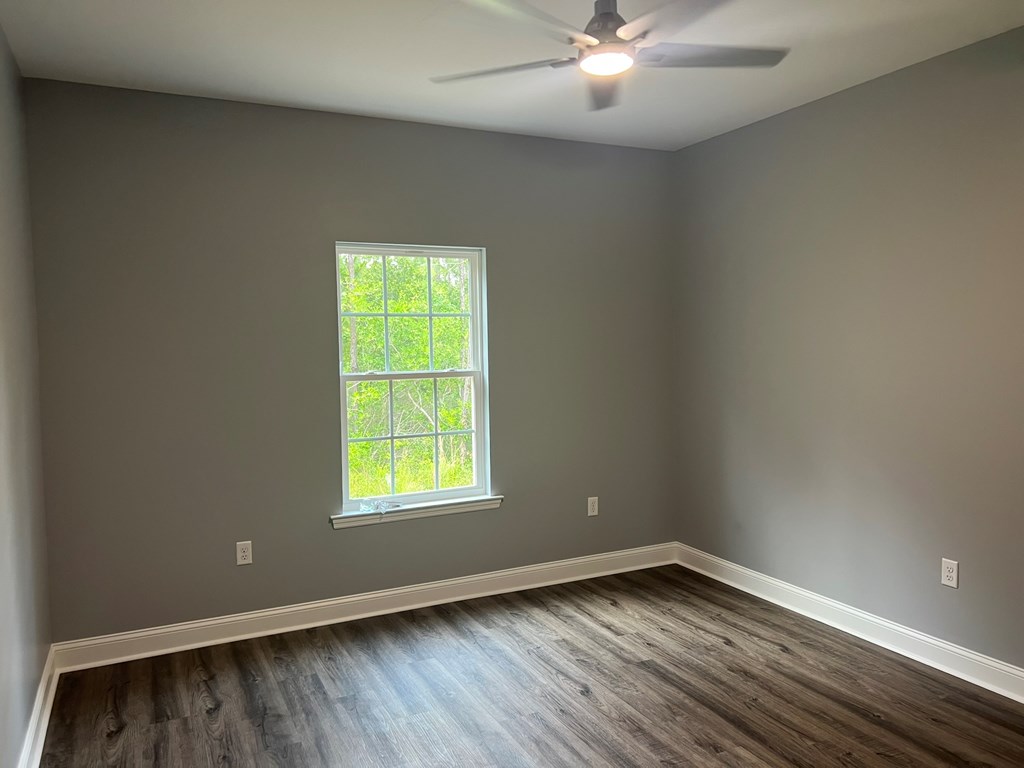 64 McIntosh Pl