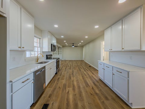 Tiny photo for 136 S Access Rd, Chula, GA 31733 (MLS # 142878)
