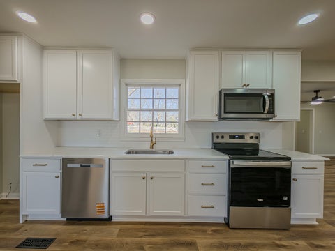 Tiny photo for 136 S Access Rd, Chula, GA 31733 (MLS # 142878)