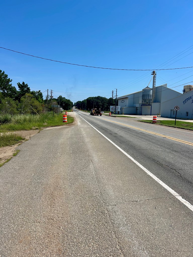 25 HWY 319 N
