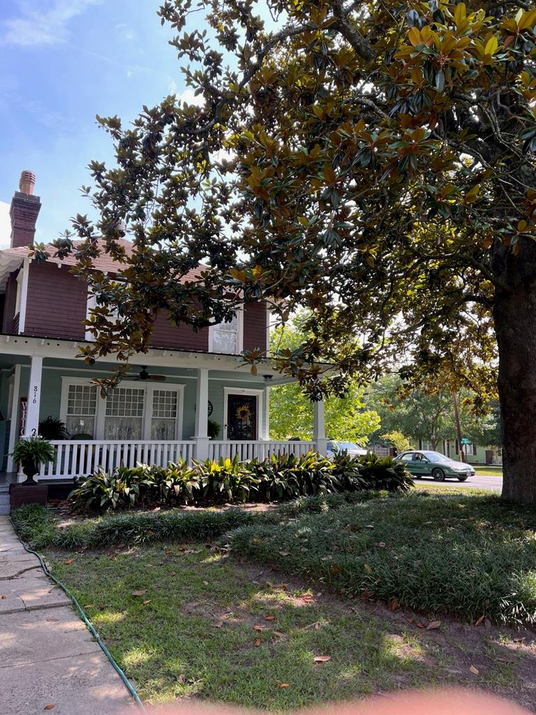 816 W Central Ave
