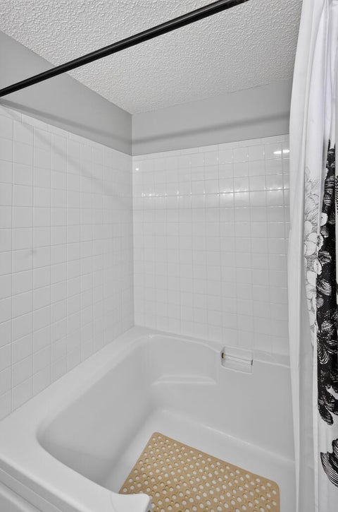 Tiny photo for 132 Kaitlyn Ct, Fitzgerald, GA 31750 (MLS # 143165)