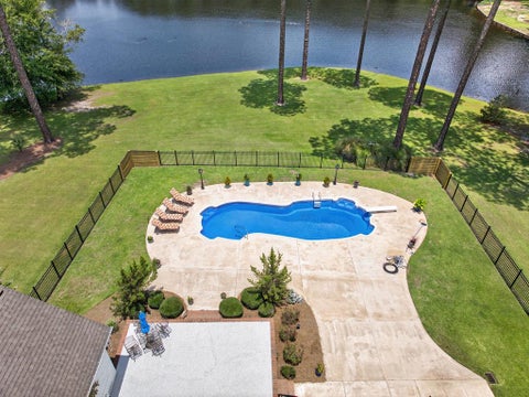 Tiny photo for 95 Waterfront St, Tifton, GA 31794 (MLS # 143038)