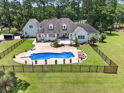 Tiny photo for 95 Waterfront St, Tifton, GA 31794 (MLS # 143038)