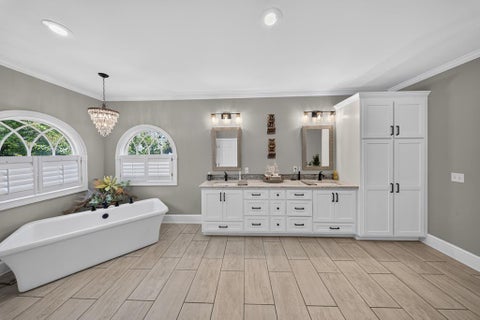 Tiny photo for 95 Waterfront St, Tifton, GA 31794 (MLS # 143038)