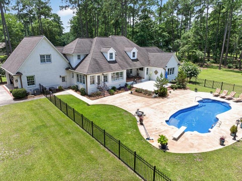 Tiny photo for 95 Waterfront St, Tifton, GA 31794 (MLS # 143038)