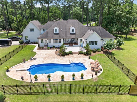 Tiny photo for 95 Waterfront St, Tifton, GA 31794 (MLS # 143038)