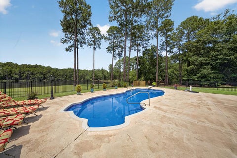 Tiny photo for 95 Waterfront St, Tifton, GA 31794 (MLS # 143038)