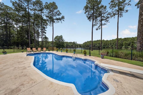 Tiny photo for 95 Waterfront St, Tifton, GA 31794 (MLS # 143038)