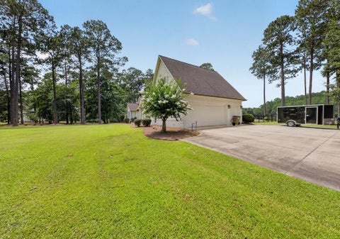 Tiny photo for 95 Waterfront St, Tifton, GA 31794 (MLS # 143038)
