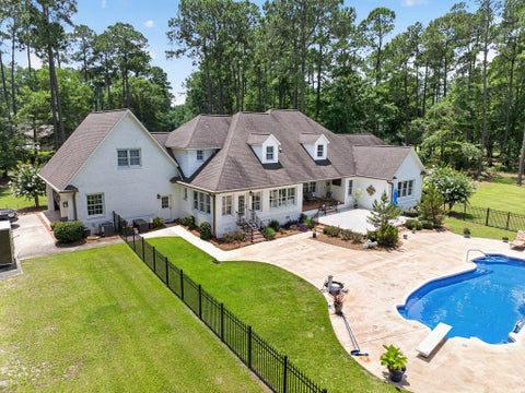 Tiny photo for 95 Waterfront St, Tifton, GA 31794 (MLS # 143038)