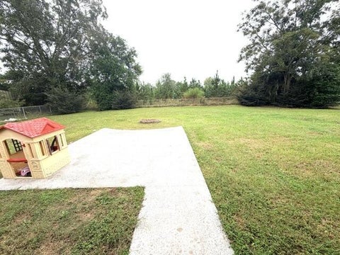 Tiny photo for 154 LeeAnn Rd, Fitzgerald, GA 31750 (MLS # 143148)