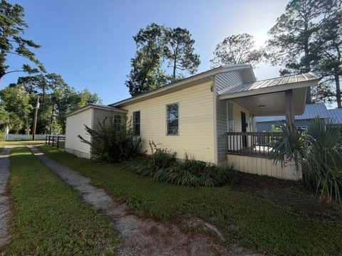 Tiny photo for 507 W Pine St, Fitzgerald, GA 31750 (MLS # 142868)
