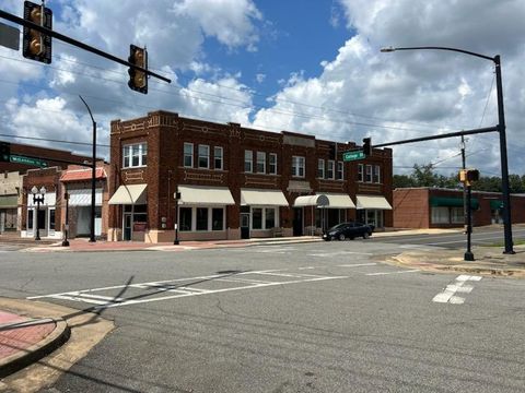 127 E College Avenue Ashburn GA 31714