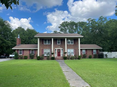 2611 Emmett Drive Tifton GA 31794