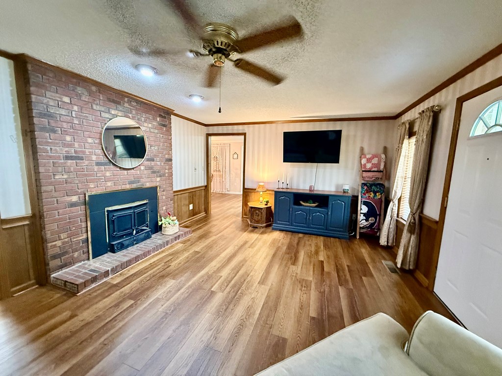 2635 Brookfield Lenox Rd