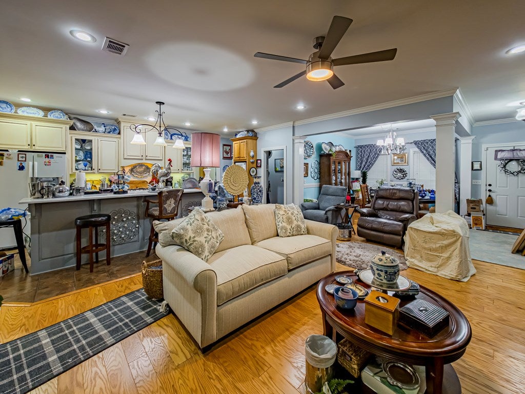 110 Surrey Circle