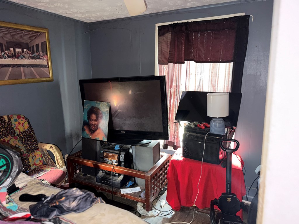 45 T C Gordon Rd