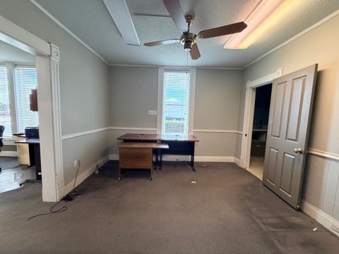 Tiny photo for 805 S Grant St, Fitzgerald, GA 31750 (MLS # 142626)