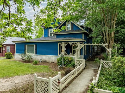 Photo of 113 S Merrimac Dr, Fitzgerald, GA 31750 (MLS # 139000)