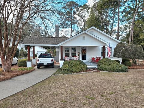 Photo of 647 Grand St, Ashburn, GA 31714 (MLS # 139165)