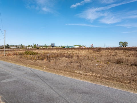 Tiny photo for 2706 Marshall Drive, Tifton, GA 31793 (MLS # 139121)