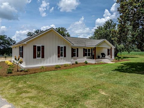 Photo of 950 Crawley Road, Omega, GA 31775 (MLS # 142874)