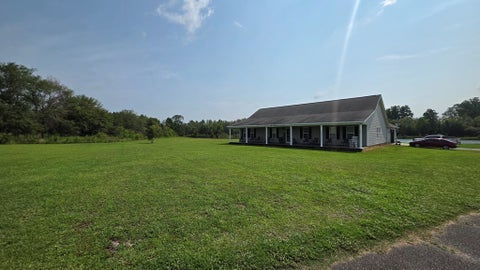Tiny photo for 713 Jacksonville Highway, Fitzgerald, GA 31750 (MLS # 142926)