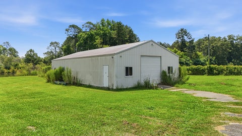 Tiny photo for 713 Jacksonville Highway, Fitzgerald, GA 31750 (MLS # 142926)